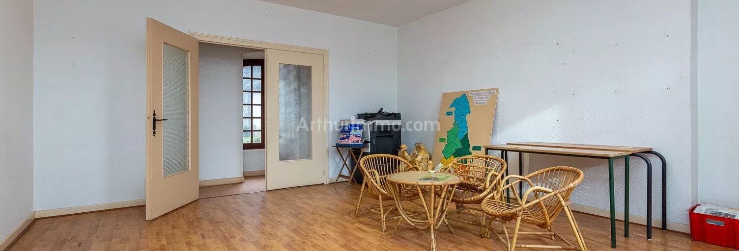 Immeuble  329 m² à vendre à Les Avenières Veyrins-Thuellin (38630)