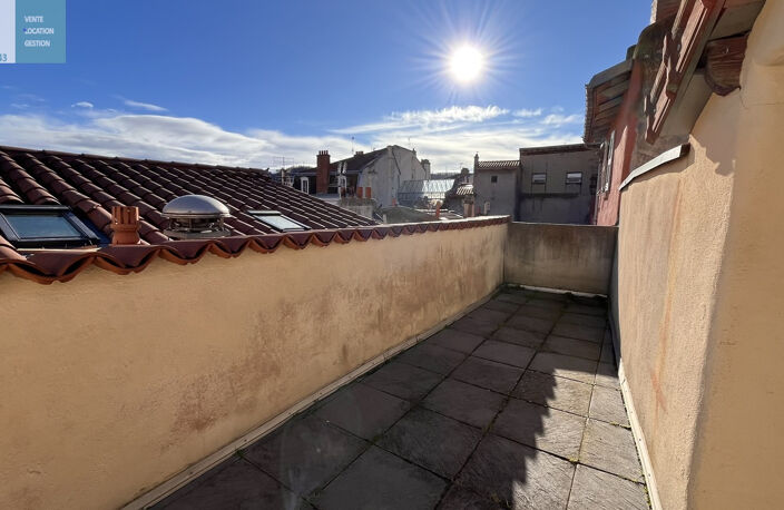 T4 DUPLEX + TERRASSE CENTRE VILLE — photo 3
