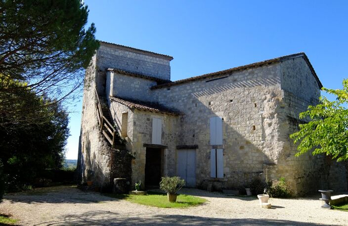 Demeure de ville et village — photo 3