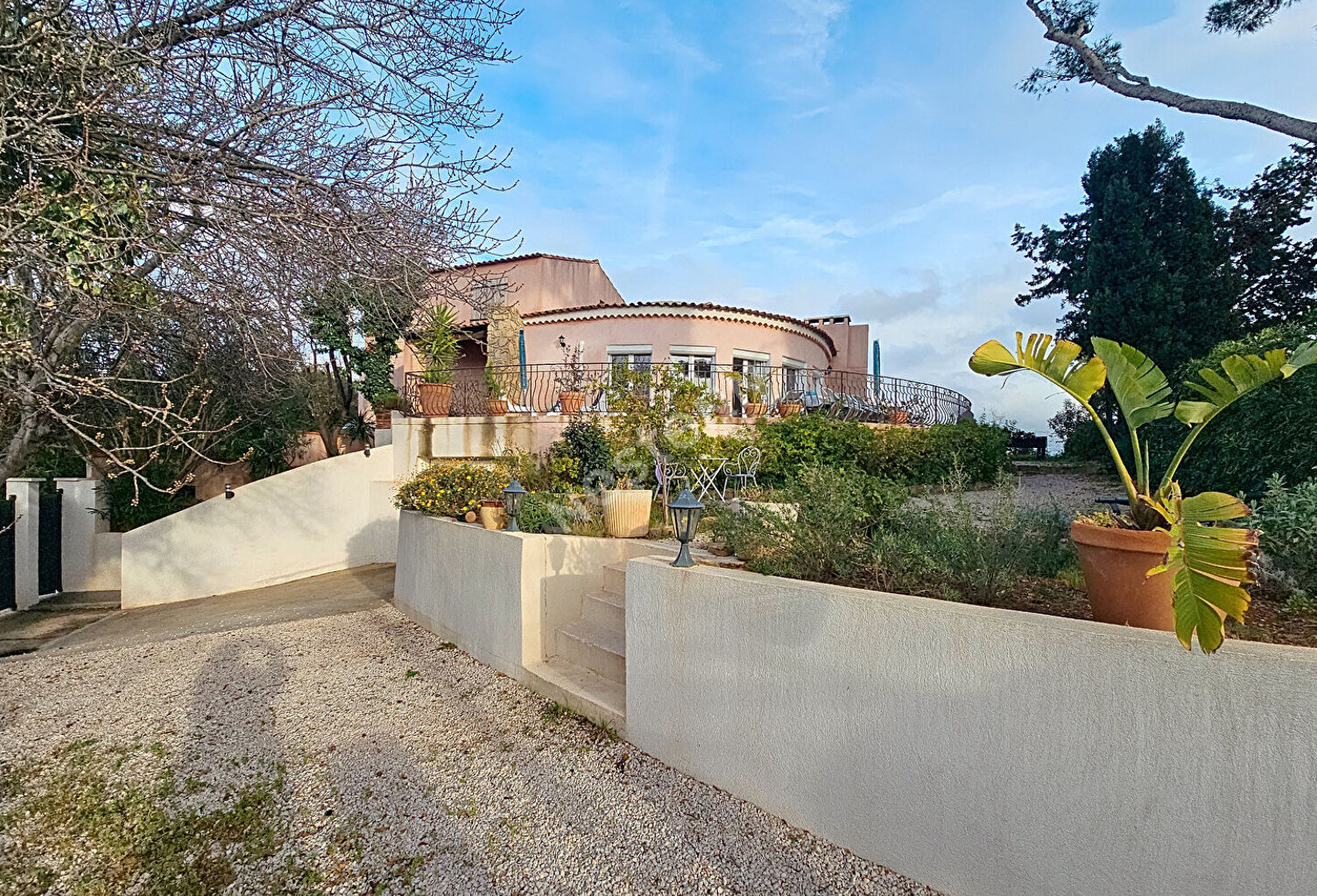 Maison Bandol de 8 pièces de 155 m² sur 662 m² de terrain pro... — photo 1