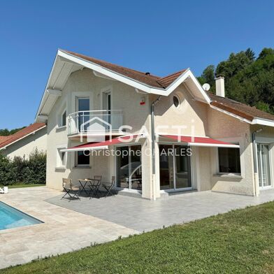 Maison 5 pièces 525000 €