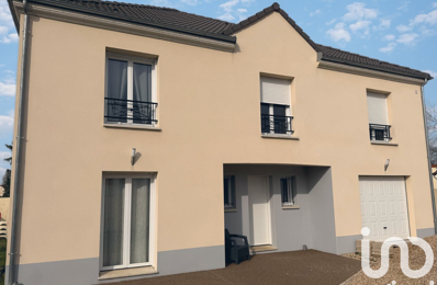 location maison 2 500 € CC /mois à proximité de Maule (78580)