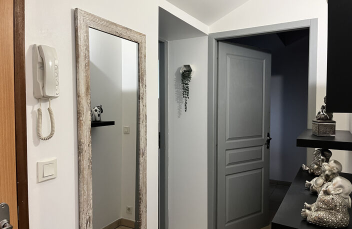 Appartement T2 de 51.80 m2 dans une petite résidence, en centre ville. — photo 4