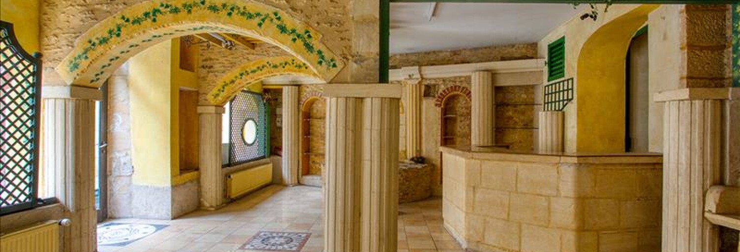 Immeuble   m² à vendre à Montignac-Lascaux (24290)