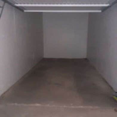 Garage  25000 €