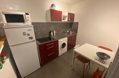 location appartement 350 € CC /mois à proximité de L'Étrat (42580)