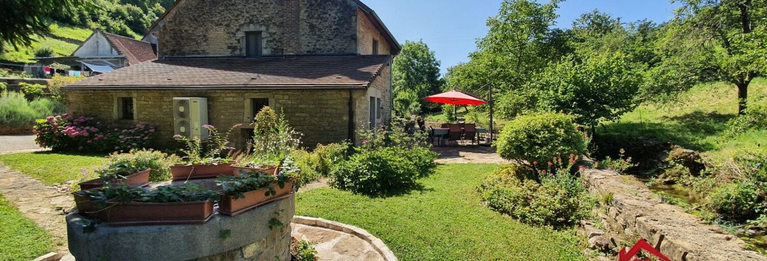 Maison 9 Pièces 240 m² à vendre à Macornay (39570)