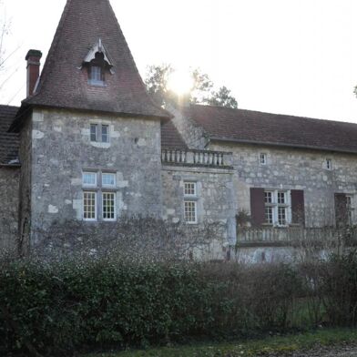 Commerce 10 pièces 840000 €