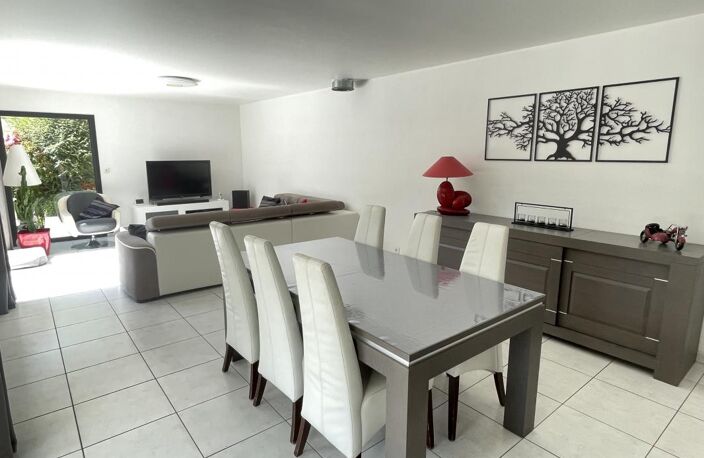 CONTEMPORAINE - VIE DE PLAIN PIED - 4 CHAMBRES — photo 2