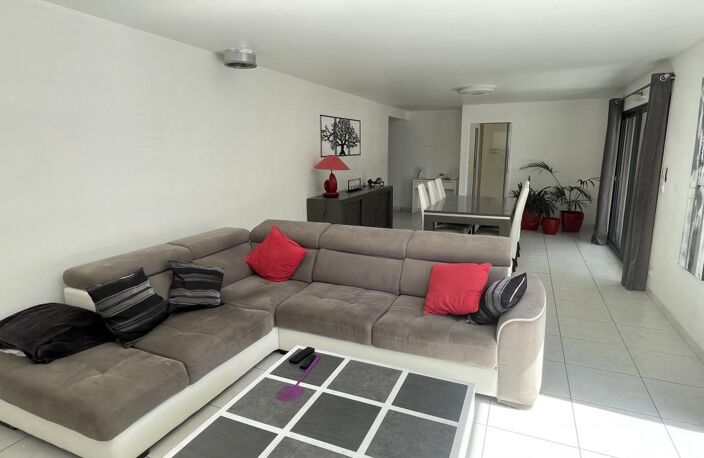 CONTEMPORAINE - VIE DE PLAIN PIED - 4 CHAMBRES — photo 3