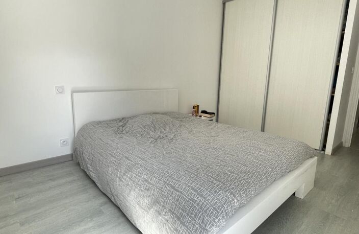 CONTEMPORAINE - VIE DE PLAIN PIED - 4 CHAMBRES — photo 5