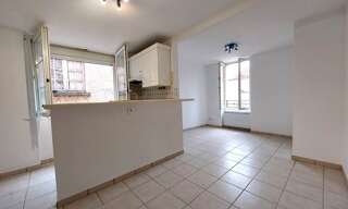 Appartement 3 Pièces 31 m² à louer à Luzech (46140)