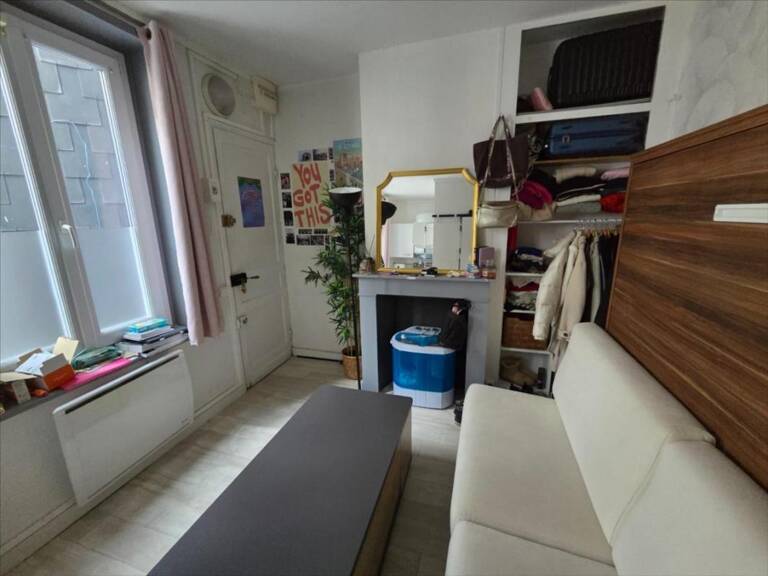 AU COUER DU VIEUX LILLE - STUDETTE  DE 14 M2 PARFAITEMENT AMENAG — photo 1