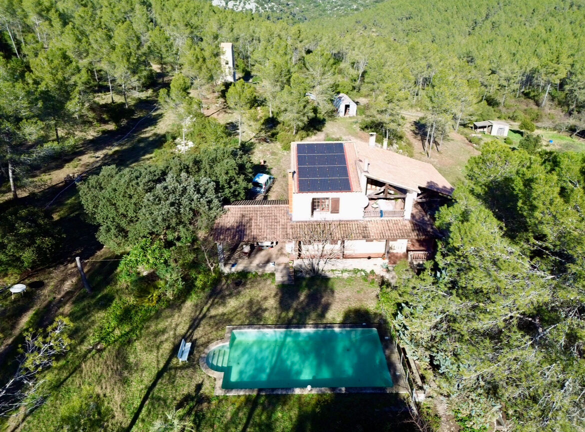 Villa / Maison  T7 à vendre Saint-Bauzille-de-Montmel 34160