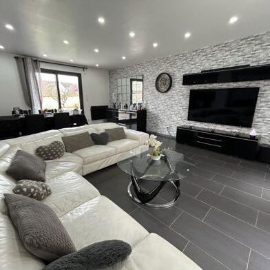 Maison 8 pièces 390000 €