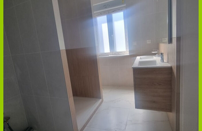 Magnifique T5 107m2 entièrement rénové à neuf avec cave et p — photo 5