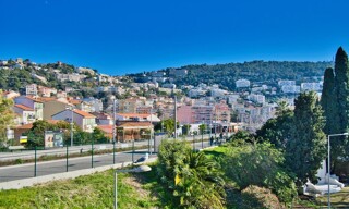 Appartement 2 Pièces 51 m² à vendre à Nice (06300)