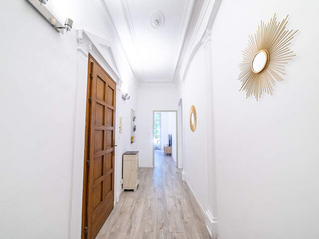 Appartement Toulon Haute Ville T4 de 106 m2 Cave et Chambre d... — photo du bien