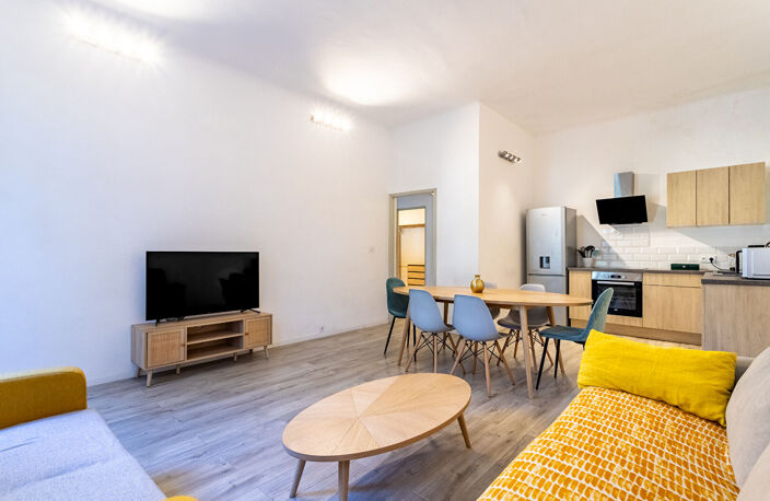 Appartement Toulon Haute Ville T4 de 106 m2 Cave et Chambre d... — photo 3