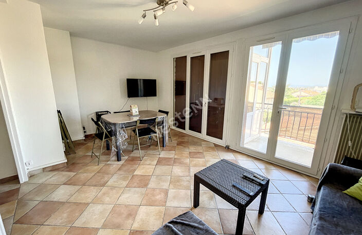 Appartement Six Fours Les Plages de 3 pièces avec terrasses — photo 4