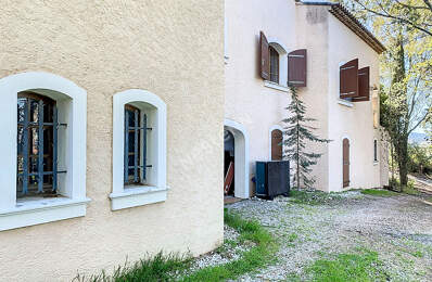 Maison La Seyne/Ollioules T6 de 172m² sur un terrain de 2730 m² — photo du bien
