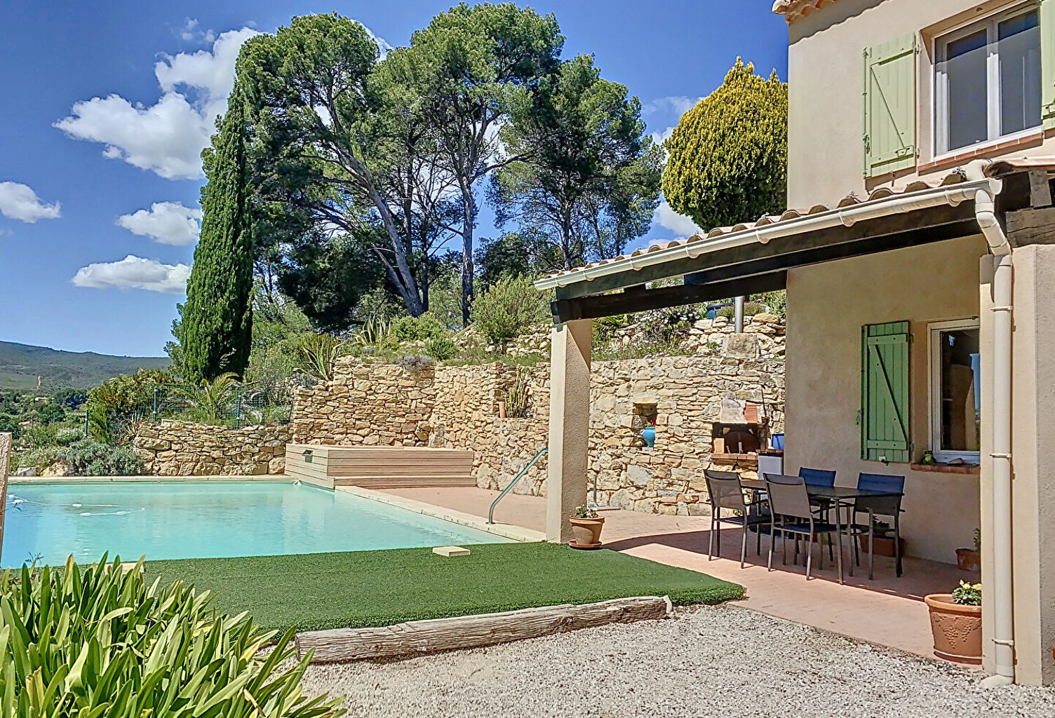 Maison Le Castellet de 9 pièces de 264 m² avec Piscine et Jac... — photo 1