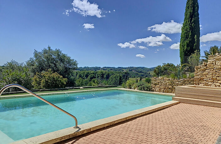 Maison Le Castellet de 9 pièces de 264 m² avec Piscine et Jac... — photo 3