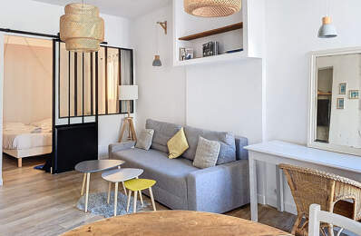 Appartement Toulon T1 Bis de 36.70 m²  Place Louis Blanc vue ... — photo du bien