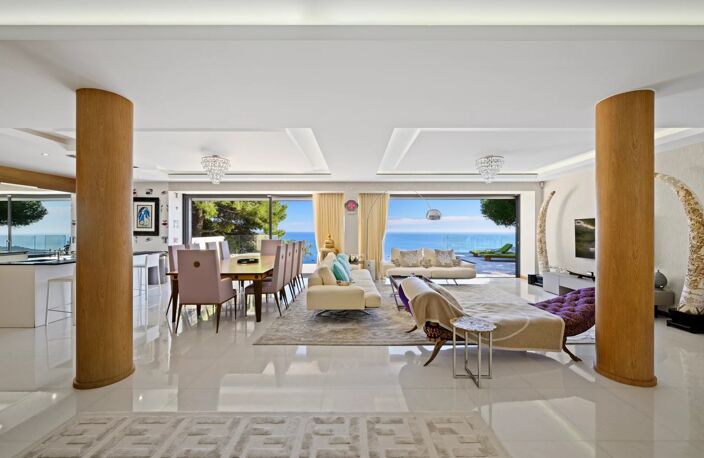 VILLEFRANCHE SUR MER | 4 CHAMBRES & 1 APPARTEMENT INDEPENDANT| 3 — photo 2