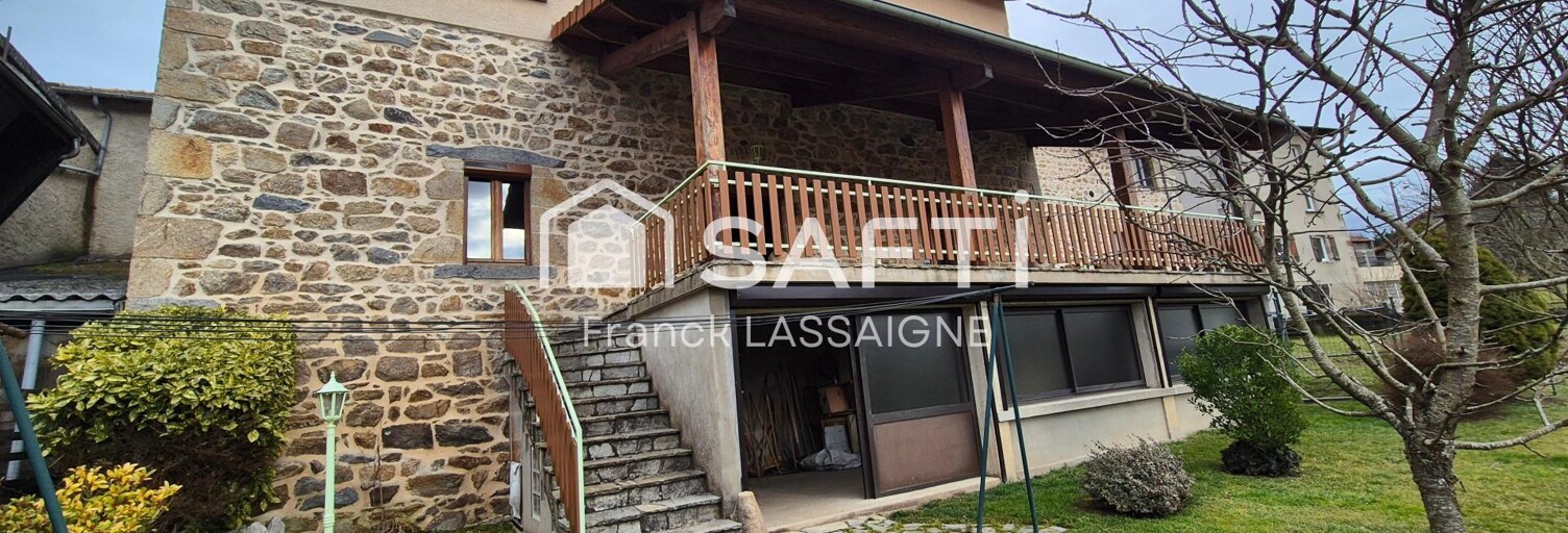 Maison 7 Pièces 196 m² à vendre à Bertignat (63480)