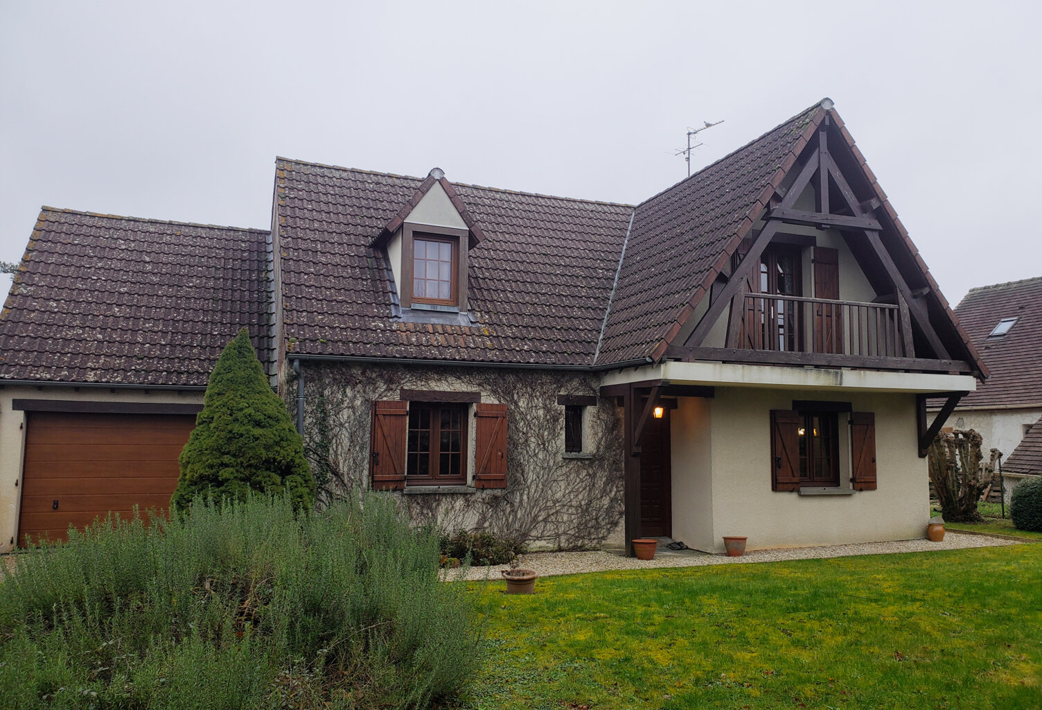 PAVILLON 3 CHAMBRES NORD DE SENS — photo 1
