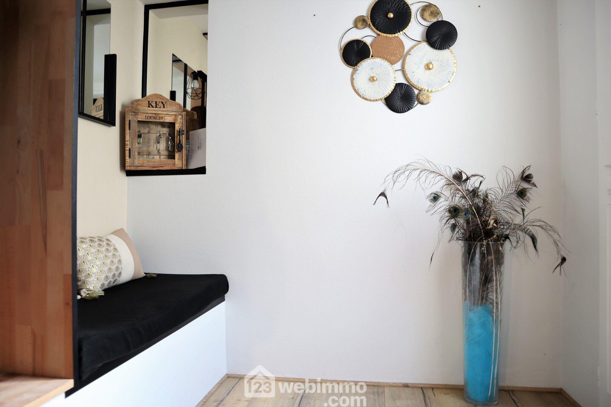 Photo Maison - 194m² - Valdivienne image 2/4