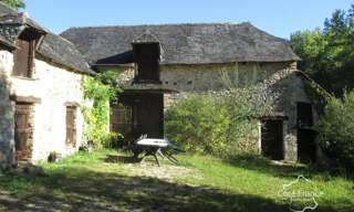 Maison 5 Pièces 110 m² à vendre à Coly-Saint-Amand (24120)