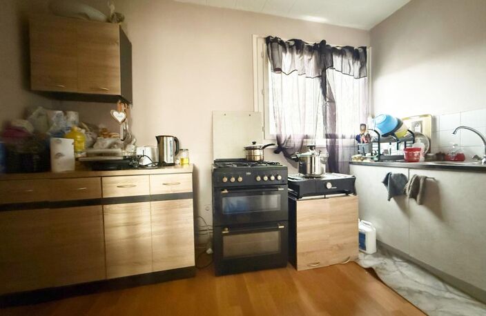 AV DE L'EUROPE - Appartement T4 de 67 m² — photo 3