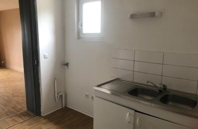 location appartement 600 € CC /mois à proximité de Meurchin (62410)