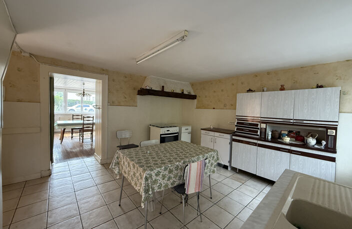 MONTECHEROUX - MAISON MITOYENNE A RENOVER — photo 2
