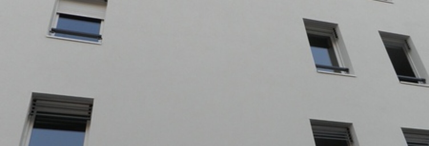 Garage   m² à louer à Grenoble (38100)