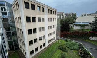 Bureau  508 m² à louer à Villeurbanne (69100)