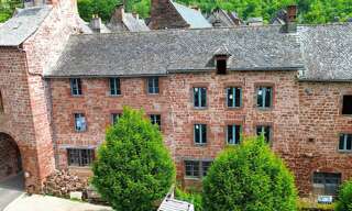 Immeuble  280 m² à vendre à Villecomtal (12580)