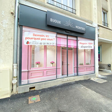 Commerce  2790 €