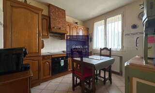 Maison 5 Pièces 152 m² à vendre à Sainte-Foy-lès-Lyon (69110)