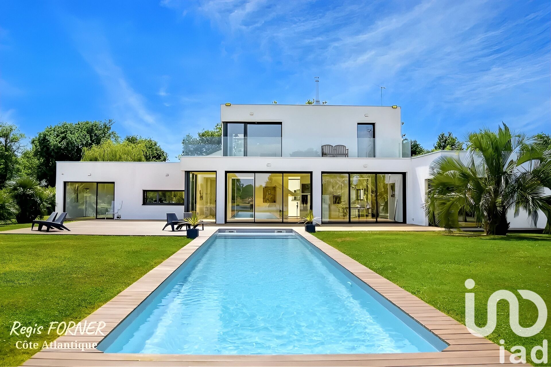 St-Andre-Des-Eaux - 240m² - 8p. - 4ch.