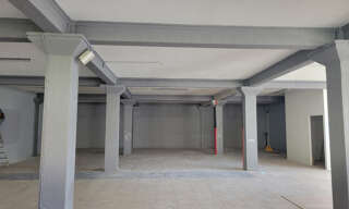 Commerce  300 m² à louer à Baie-Mahault (97122)