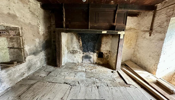 Villa / Maison 4 pièces  à vendre Cassaniouze 15340