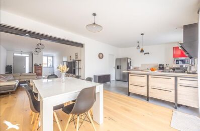 vente maison 275 600 € à proximité de Montroy (17220)