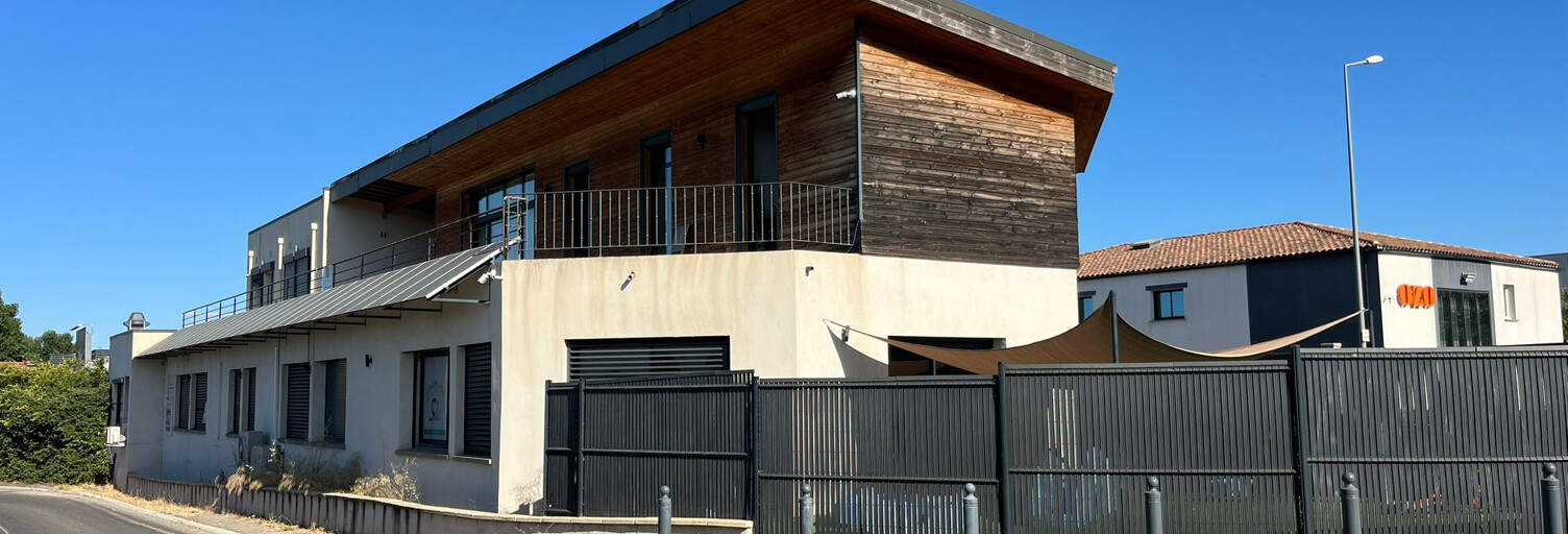 Bureau  29 m² à louer à Éguilles (13510)