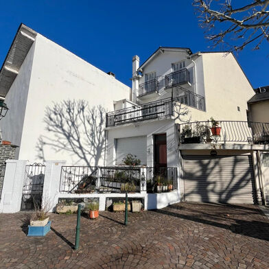 Maison 11 pièces 249900 €