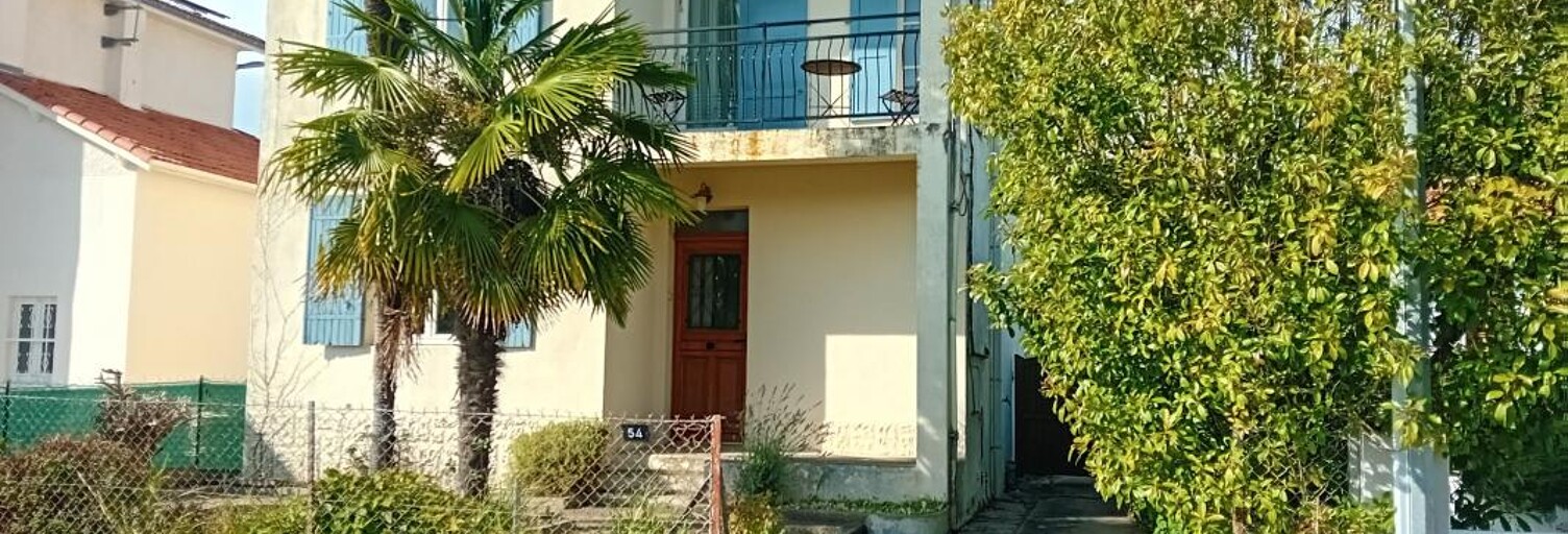 Maison 4 Pièces 101 m² à vendre à Saint-Jean-d'Angély (17400)