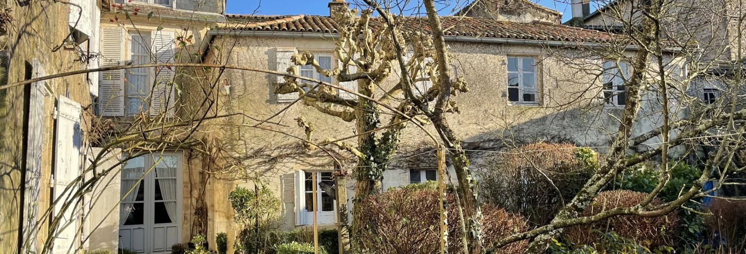 Maison 13 Pièces 320 m² à vendre à Melle (79500)