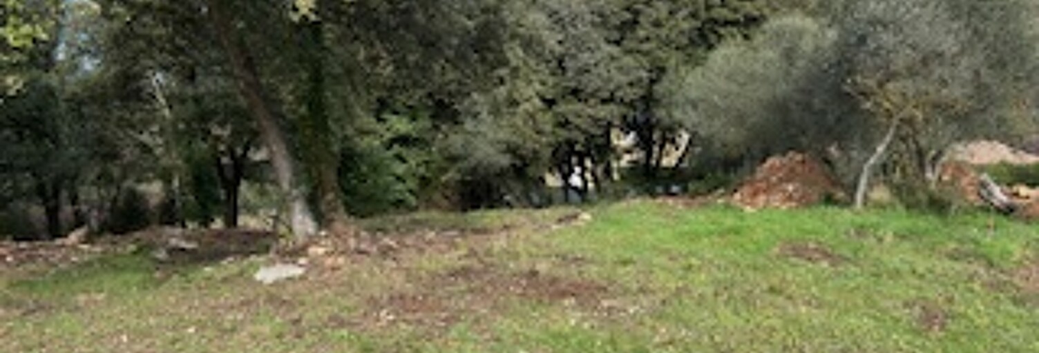 Terrain 1328 m² à construire Carnoules (83660)